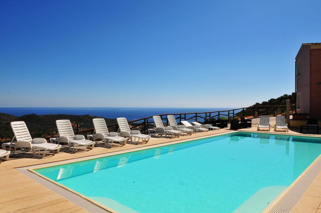 Hotel Castello Budoni Εξωτερικό φωτογραφία