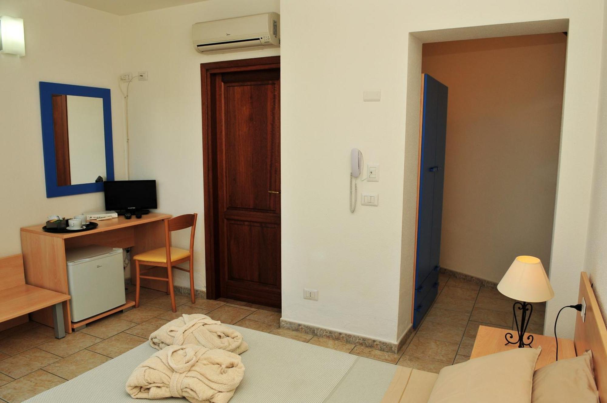 Hotel Castello Budoni Εξωτερικό φωτογραφία